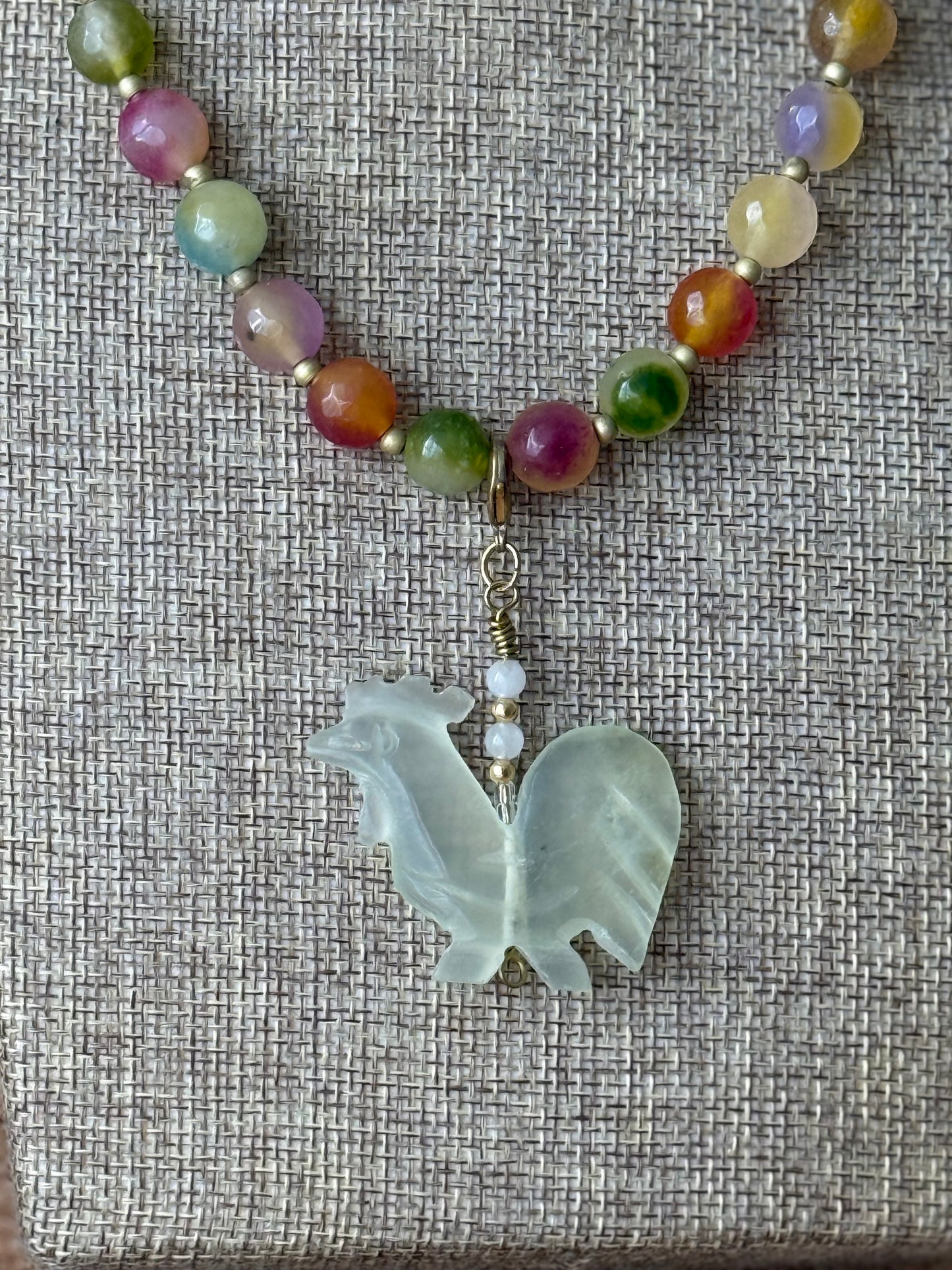 Agates Necklace with a Prehnite Rooster
